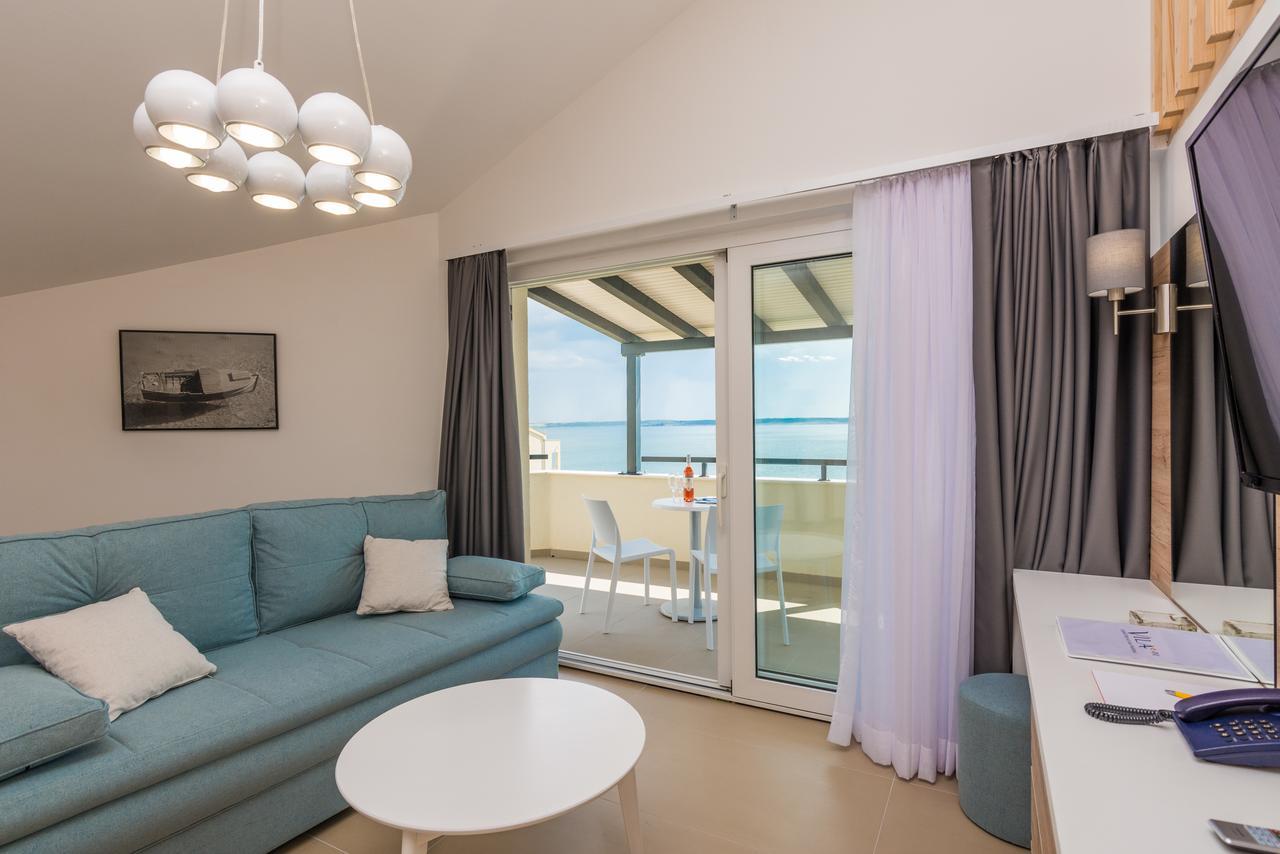 Apartments Vila 4M Ražanac Kültér fotó