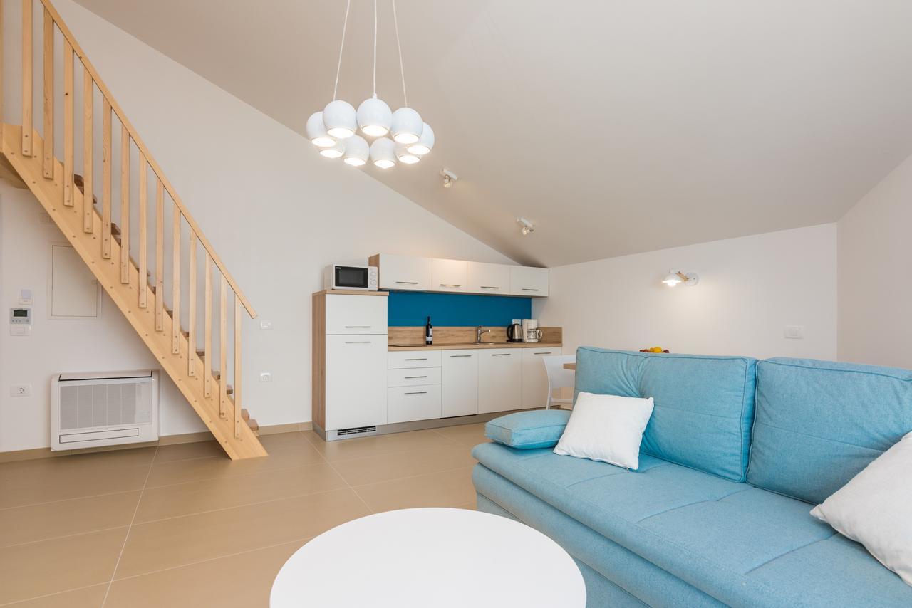 Apartments Vila 4M Ražanac Kültér fotó