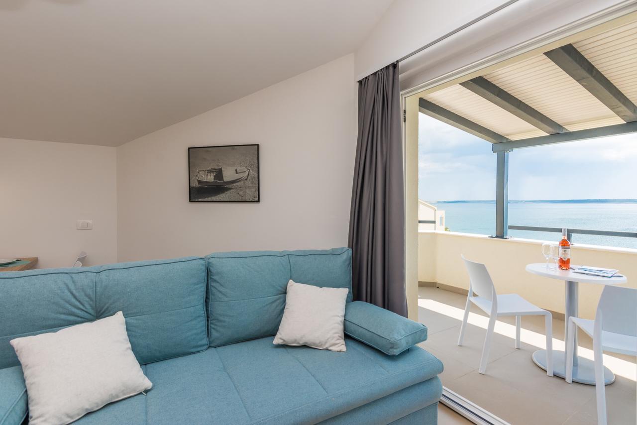 Apartments Vila 4M Ražanac Kültér fotó