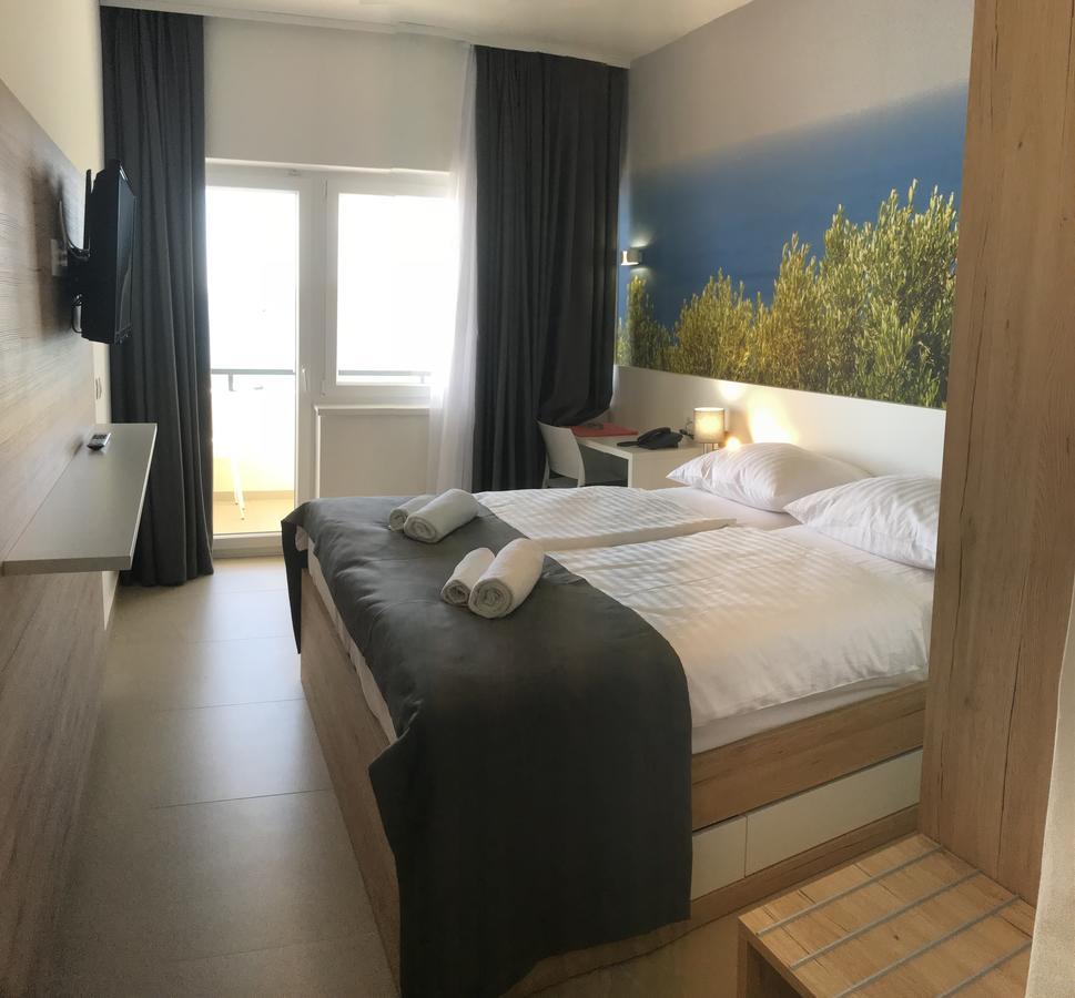 Apartments Vila 4M Ražanac Kültér fotó